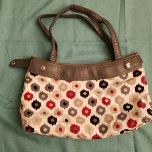 Thirty One Fitted purse with 6 Elite Skirts